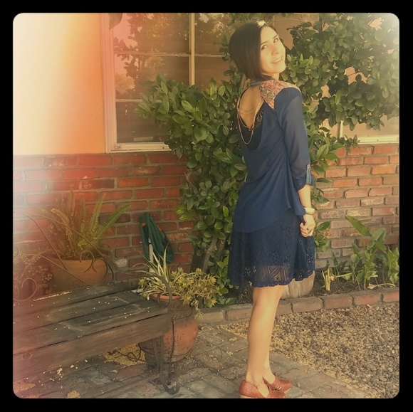 Meet your Posher, Sylvia - Picture 1 of 1